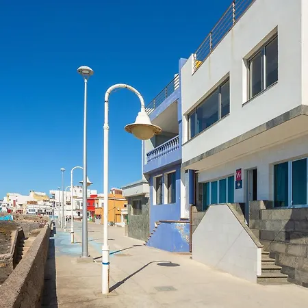Casa Avenida Del Agujero * Galdar